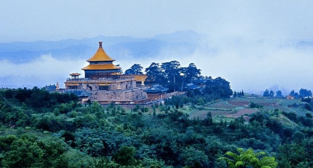 承德，边陲古城承德喜迎430周年庆，外交部发言人点赞历史文化名城