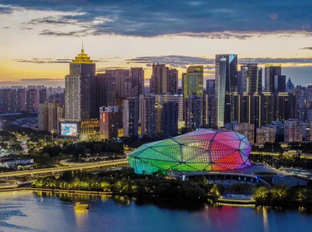 沈阳，历史与现代的交响乐章之旅